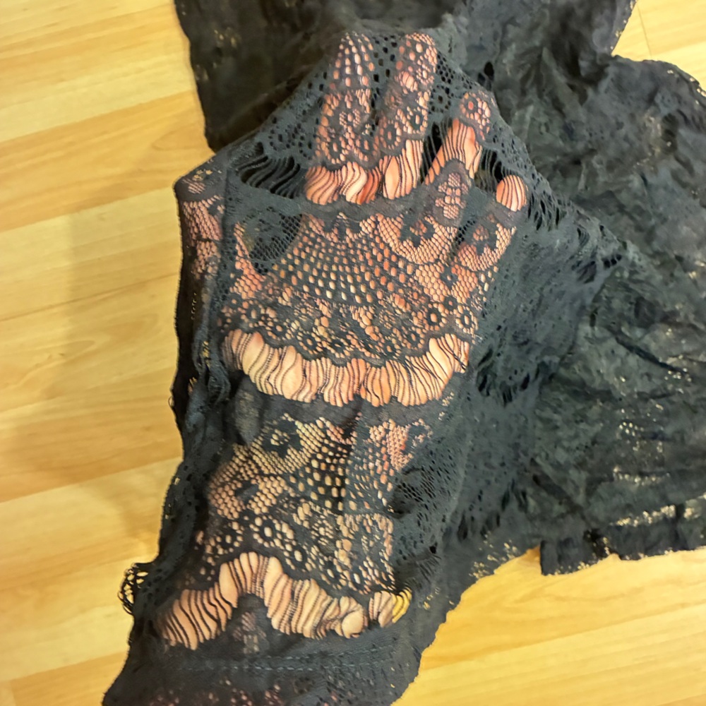 Guess Black & Cream Lace Maxi Skirt | Women Small | Boho Chic Mermaid Style - Picture 3 of 10
